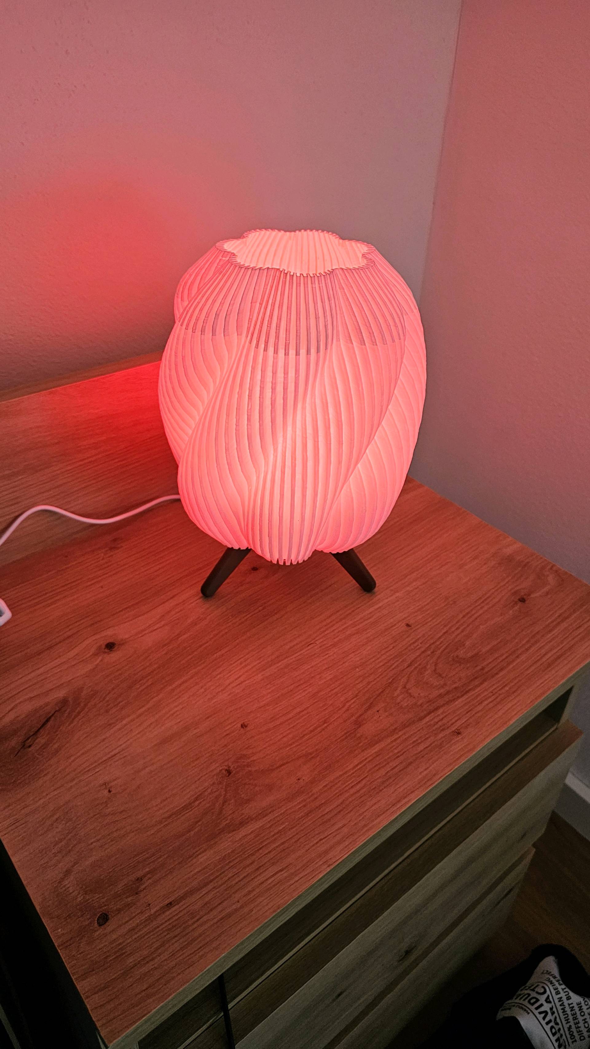 Kanoa Elva Lamp